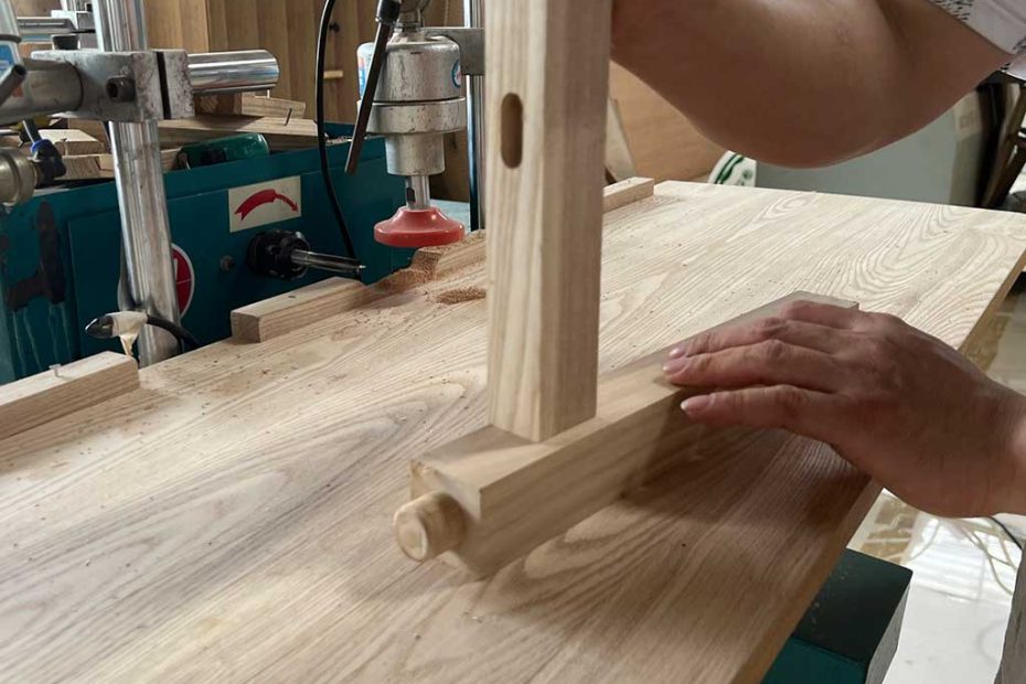Mortise-and-tenon-structure
