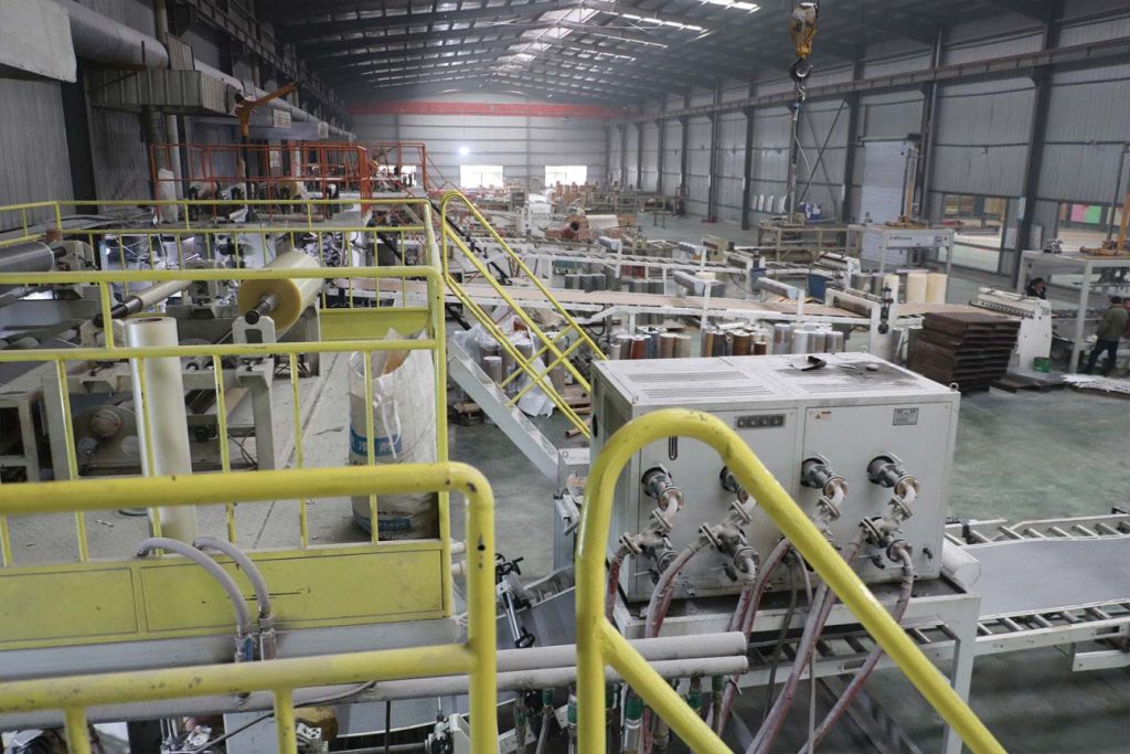Flooring factory production equipment