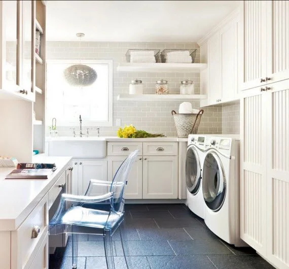 Large-scale-craft-room-and-laundry-room