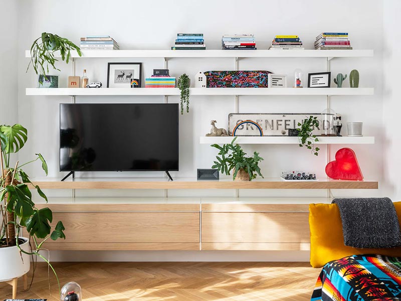 TV cabinet use shelves