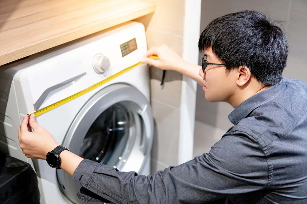 calculate the size of the laundry cabinet