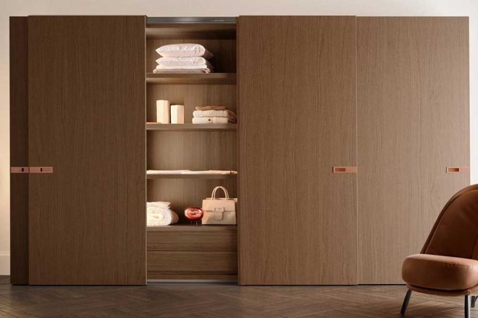 sliding door wardrobe