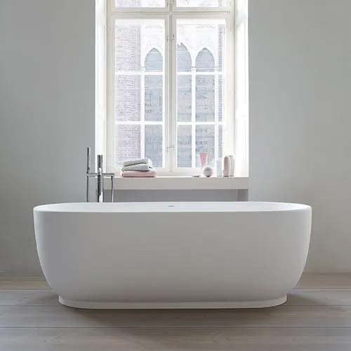 Composite-material-bathtub