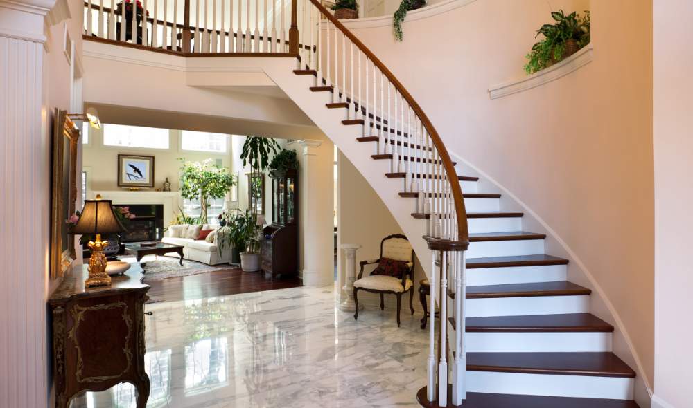 A home straight staircase