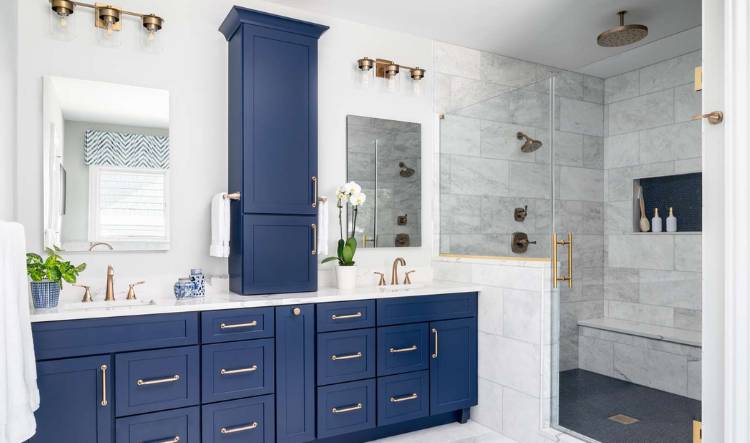 Two-Tone Bathroom Vanity (Contrasting Colors)