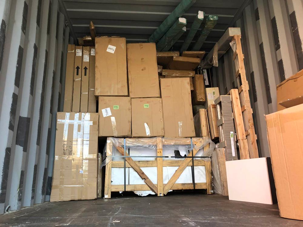 Kitchen cabinets container loading