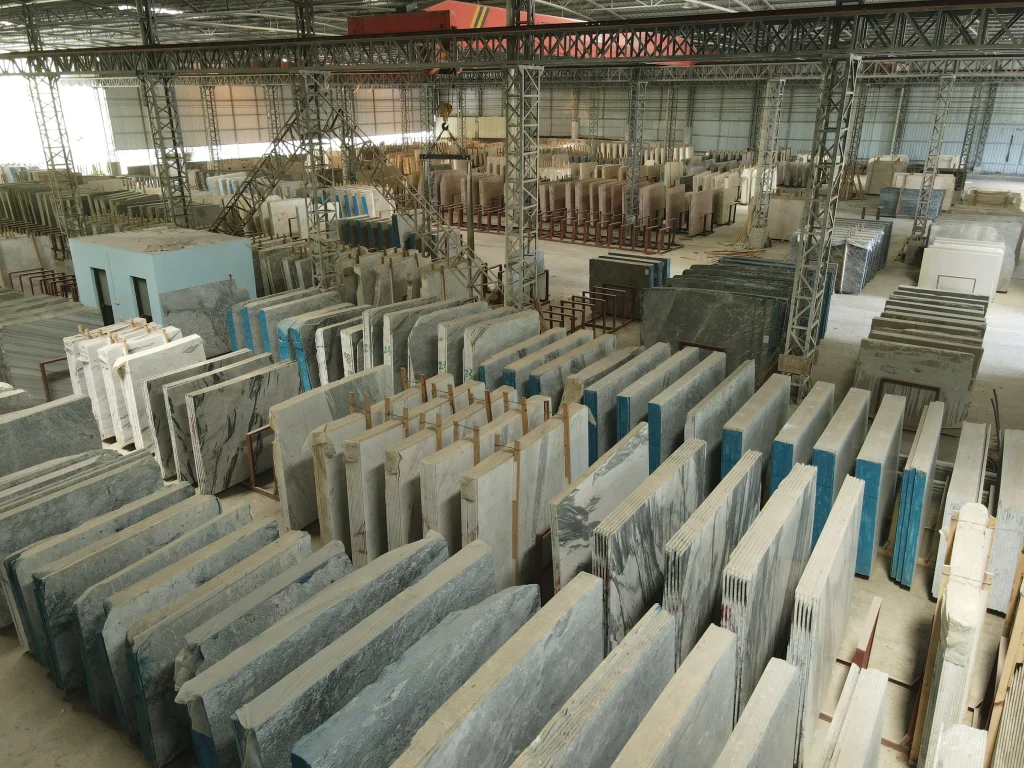 Large-Scale Manufacturing & Showroom Experience