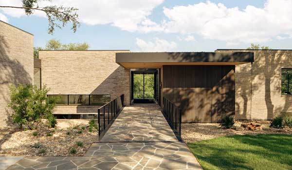 westernwindowsystems.com